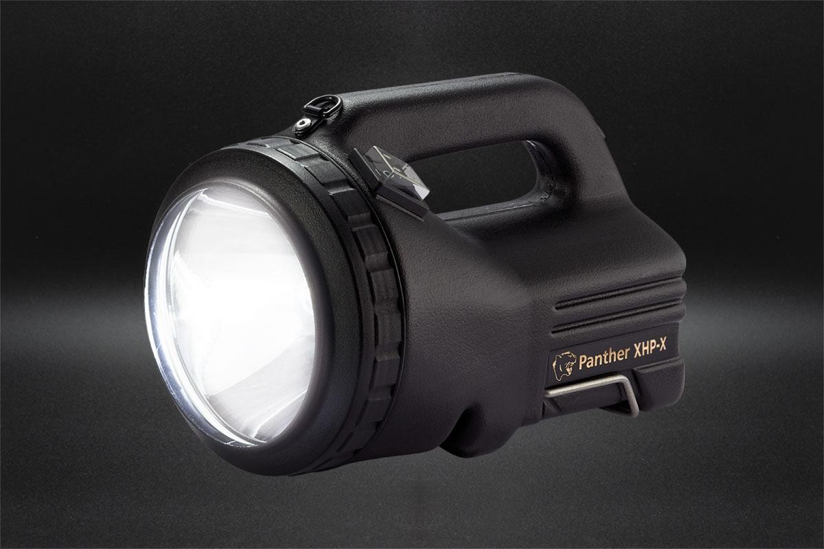 1500lm 1200m Beam PANTHER XHP Night Searcher Rechargeable Led Searchlight 